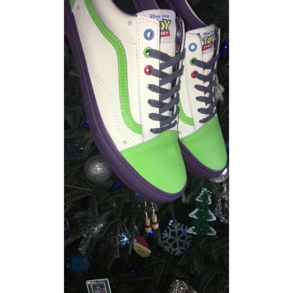 SOLD 300$/ Vans X Pixar, Old Skool Buzz Lightyear - Picture 3 of 8